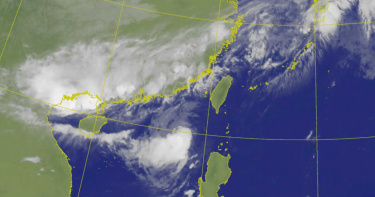 彩雲颱風今晚將「切過恆春半島」觸陸! 「梅雨滯留鋒」劇烈降雨連3天
