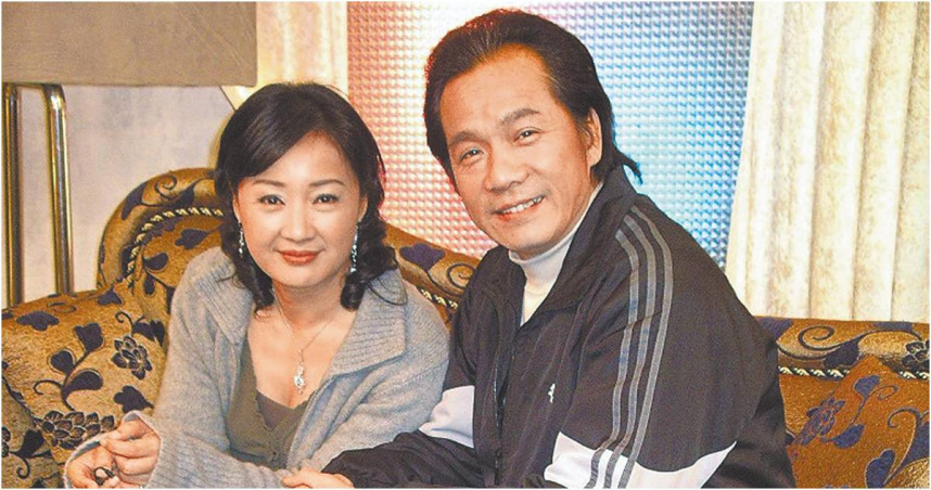 張振寰（右）日前陳屍家中，享壽65歲。（圖／報系資料照）