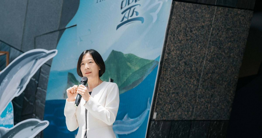 中信金控偕同旗下子公司攜手蘭陽博物館舉辦「鯨靈.淨零」特展,中信金控副總經理孫紀蘭致詞期許「讓永續成為民眾的日常」(圖/中信金控提供)。