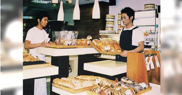 【朋廚拍檔20年烘培情1】麥可險截肢 吉米守住基隆起家店