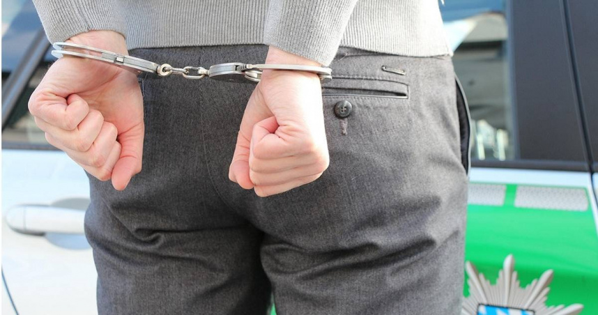 今日上午7時，潭子區某超商前又發生一起砍人案。（示意圖／翻攝pixabay）