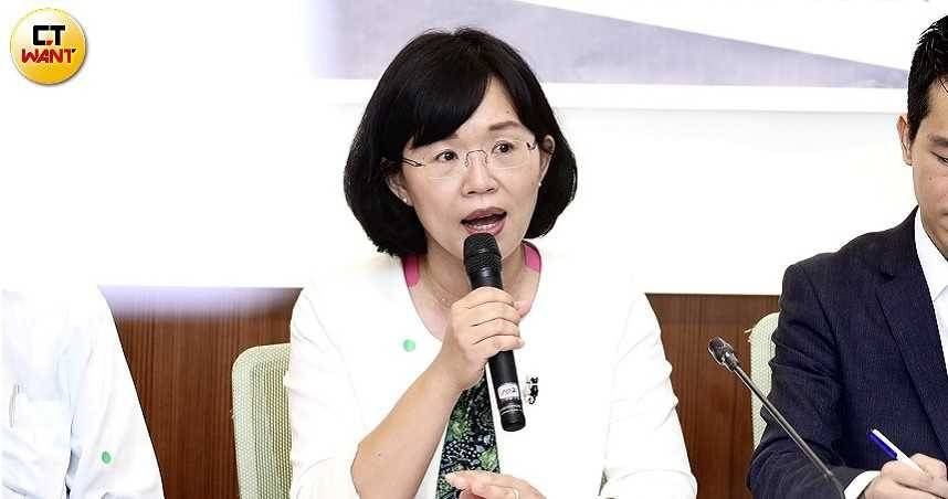 民進黨立委蘇巧慧表示，面對立法院通過多項爭議法案，支持行政院在憲法規範下，採取必要且正當的因應作為。（圖／CTWANT攝影組）