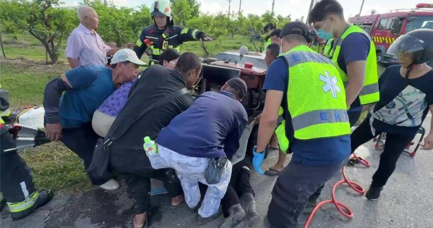 台東7旬老農不明原因遭農藥噴灌車壓車底　眾人抬車搶救仍不治