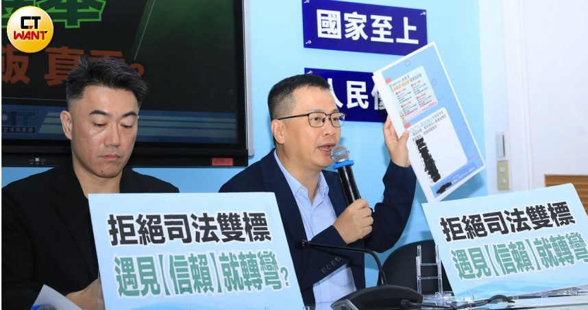 國民黨立委羅智強（右）表示，政府預算連年創新高，民眾生活卻未因此改善。（圖／周志龍攝）