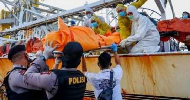 印尼扣押2艘大陸漁船 船上冰箱驚見屍體…生前遭凌虐致死