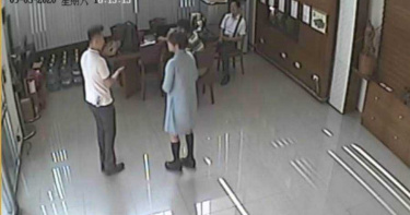 「對不起印到你們名字!」漢賓假冒國家隊賣口罩 竟還自投羅網去道歉