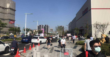 好市多北台中店開幕 157萬遊艇、53萬愛馬仕包全賣出