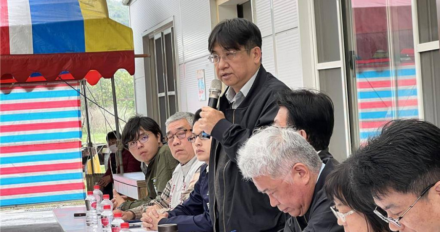 國土署署長吳欣修說，未來會把所有受損房屋依其損害程度，分成「修繕」、「結構補強」、「拆除重建」3類補救，除了媒合慈善團體幫忙，也會建議市府統一委託廠商辦理整修工作。（圖／中國時報記者張毓翎攝）