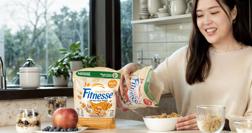「雀巢纖怡全榖脆」以超過60%的全穀成分為基底，搭配約50%的燕麥含量，提供膳食纖維、高鐵和優質鈣質。（圖／雀巢提供）