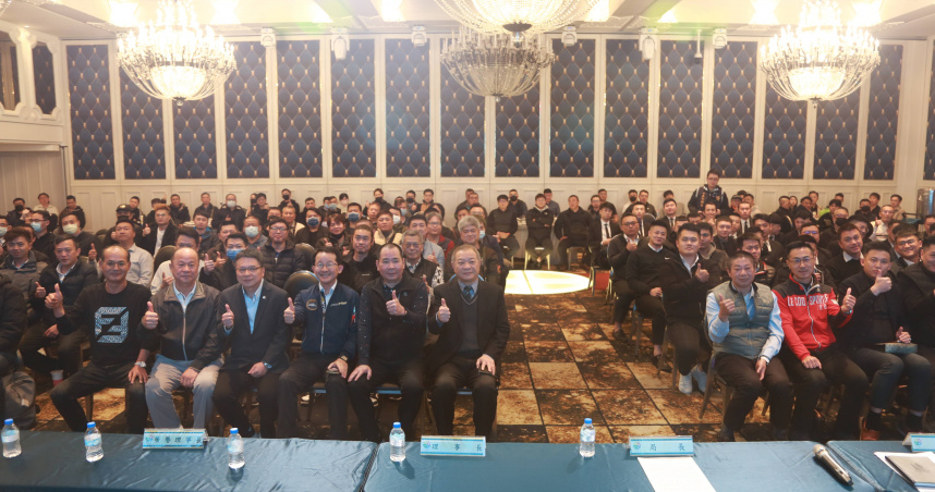 新北市警局20日與當鋪業者開座談會，要求業者需善盡社會責任，積極配合政府機關打擊詐騙。（圖／翻攝畫面）