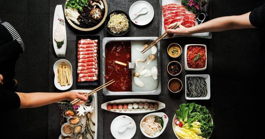 知名連鎖火鍋店海底撈以貼心服務著稱。（示意圖／翻攝自海底撈臉書）