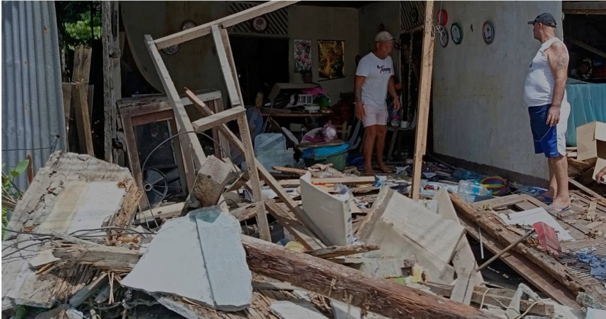 厄瓜多沿岸當地時間週五（25日）發生芮氏規模6.3強震，造成至少20人受傷。（圖／達志／美聯社）