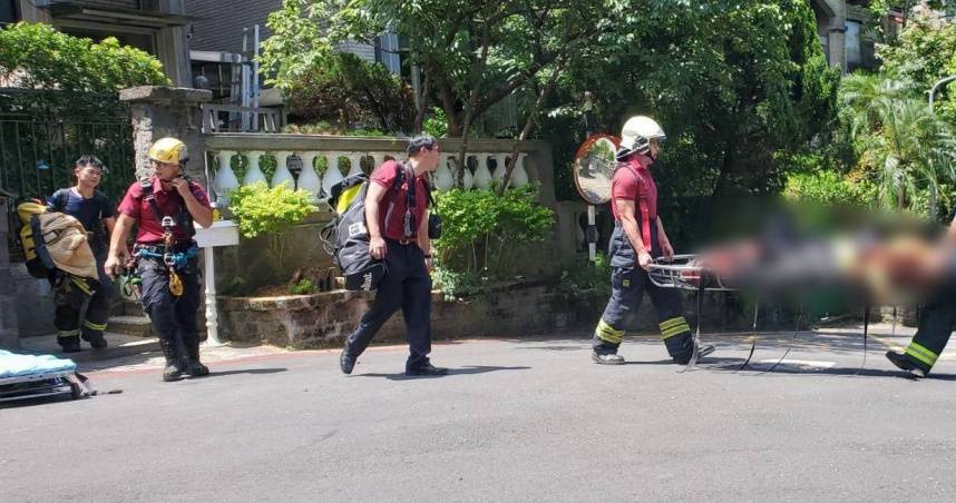 內湖區今日中午，1名68歲的陳姓捕蜂工人作業過程中突失去生命跡象，消防獲報後，旋即將其送往三軍總醫院搶救，但仍宣告不治。（圖／翻攝畫面）