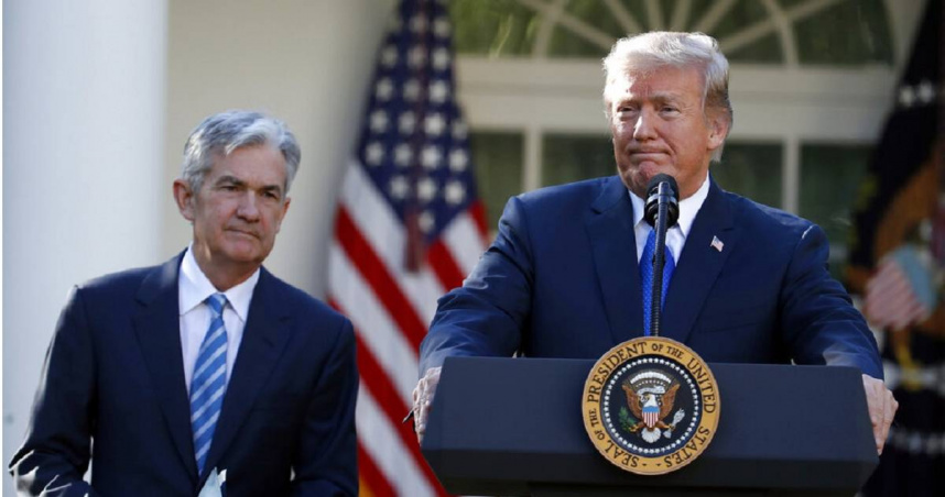 聯準會主席鮑威爾（Jerome Powell）、美國總統川普（Donald Trump）。（圖／達志／美聯社）