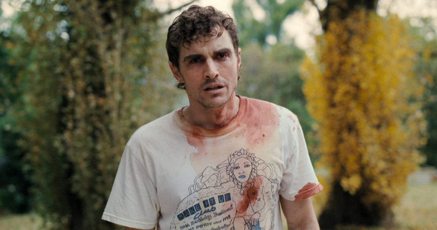 《永遠在一起》一片中有許多噁心的肉體恐怖場面，讓男主角戴夫法蘭科都拍到忍不住乾嘔。（圖／采昌國際多媒體提供）