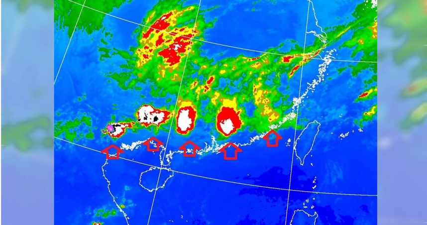 鄭明典「列隊式雲團」的衛星雲圖。（圖／翻攝自臉書／鄭明典）
