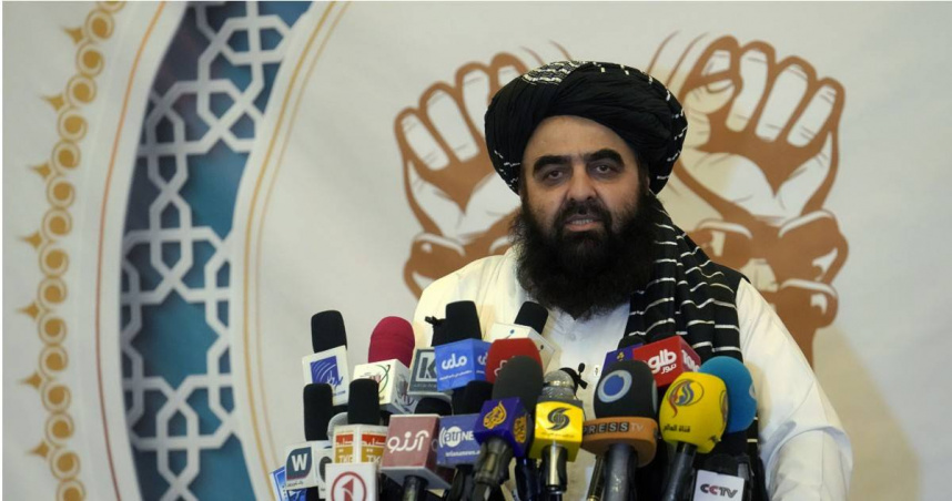 塔利班代理外長穆塔奇在新德里舉行記者會，僅限男性記者入場，引發各界譁然與批評。（圖／達志／美聯社，下同）