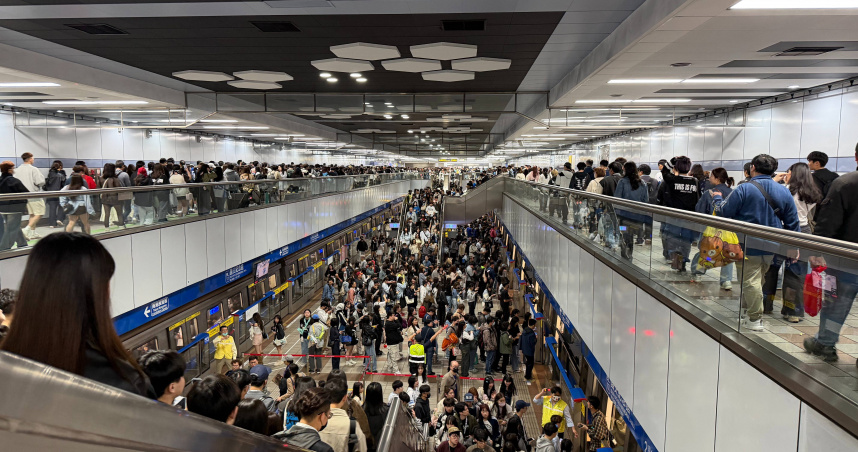 臺北捷運在韓團TWICE演唱會助攻下，全線運量一舉突破260.6萬人次，刷新歷年3月單日最高運量紀錄。（圖／臺北捷運提供）