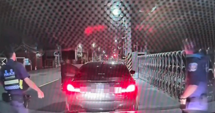 偷開爸爸百萬愛車上路還毒駕　高雄23歲逆子害「不到一年新車」遭扣牌