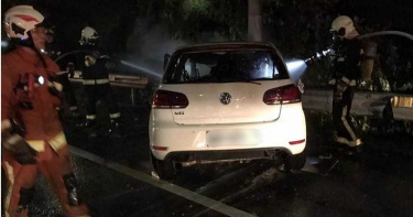 桃園火燒車!飆速過彎自撞 2男1女燒成焦屍