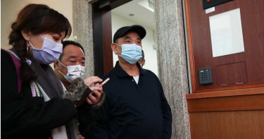 嘉檢第5次傳喚陳盈助 首度與同案合夥人一起現身