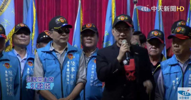 韓江連同框出席軍系活動 是否參選黨主席韓不鬆口