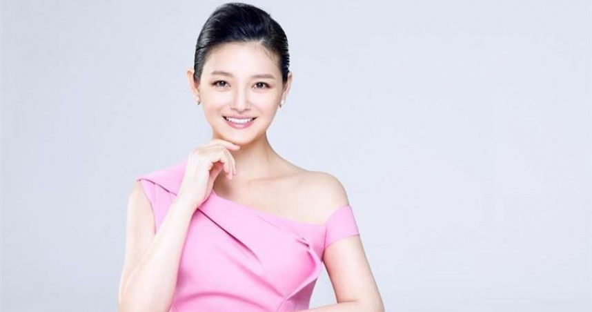 大S一生愛美!連骨灰罈也是「這顏色」