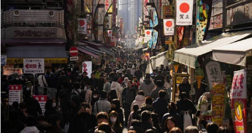 日本人以「禮貌」著稱，服務業的待客態度一直以來備受好評。（示意圖／達志／美聯社）