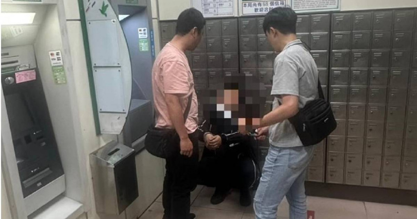 新竹1間銀樓遭小偷竊走金項鍊，警方20日循線逮獲男嫌，並依法送辦。（圖／翻攝畫面）