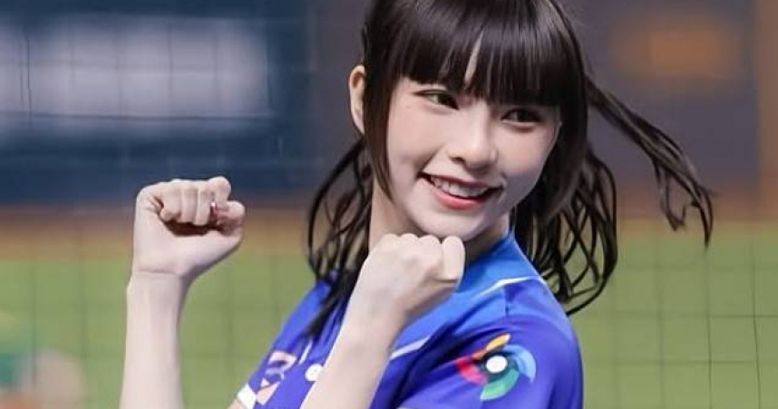 味全龍啦啦隊小龍女霖霖被爆偷吃已婚人夫。（圖／翻攝自leelin0 IG）