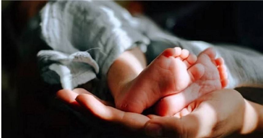 台灣嬰兒出生率逐年下降，根據內政部最新人口統計，2025年6月全台出生人口僅8968人，連18個月「生不如死」。（示意圖／翻攝unsplash）