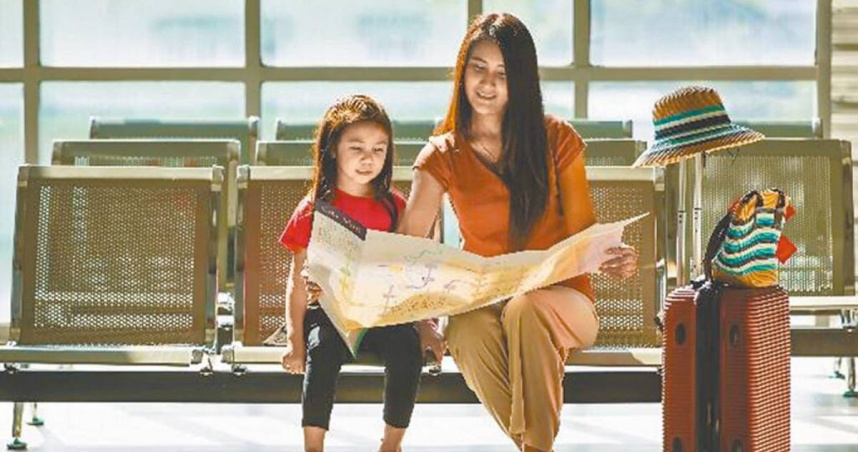 金管會提醒，民眾如果探索山海祕境時，記得投保登山險、海域險，為自己多一層保障與防護。（圖／翻攝畫面）