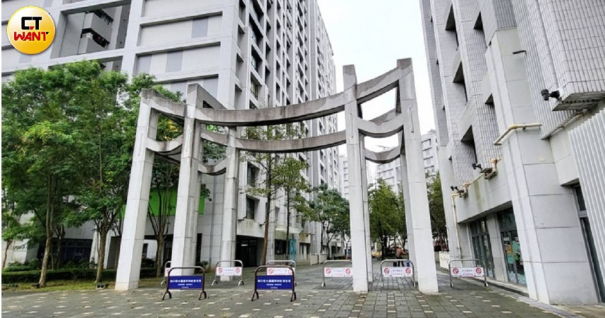 「八年4萬戶」社宅是總統賴清德新喊出的目標，能否實踐各界關注。圖為新北林口世大運選手村。（圖／周志龍攝）