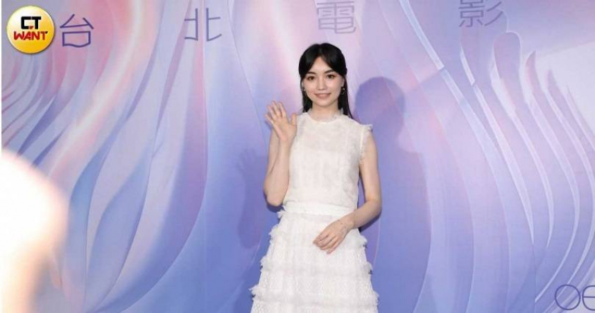 「圍棋女神」黑嘉嘉新竹圍棋教室未立案卻非法開課，遭市府開罰5萬元。（本刊資料照／侯世駿攝）