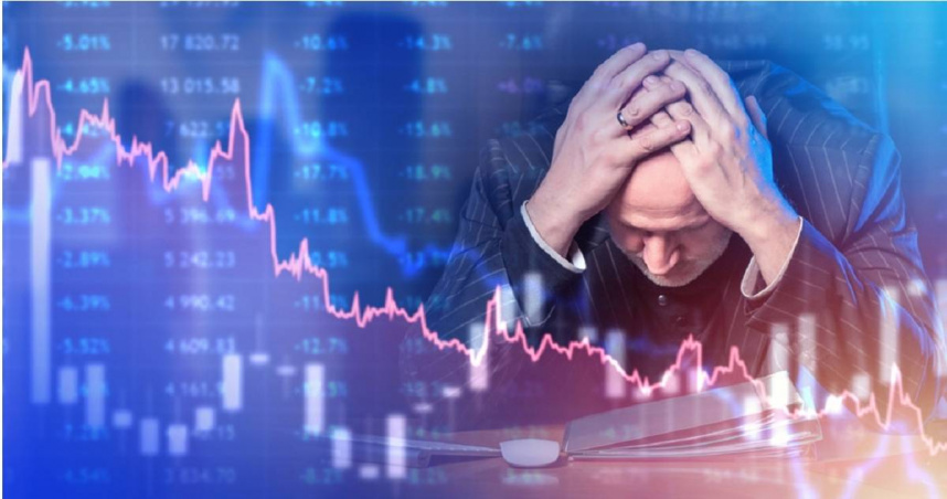 英媒引述消息人士稱，美國總統特朗普政府將要求一些當地企業，停止向中國出口與半導體設計技術相關的軟體。（圖／shutterstock達志）