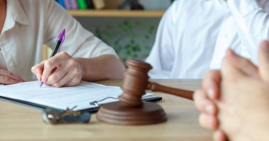 一名人妻抱怨老公不給生活費，還要求離婚。（示意圖／翻攝自photoAC）