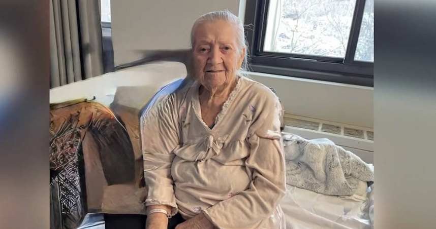 美國紐約一名95歲阿嬤斯米爾諾娃（Galina Smirnova）才住進養老院，竟用輪椅零件打死89歲室友克拉夫佐夫（Nina Kravtsov）。（圖／翻攝自abc7NY）