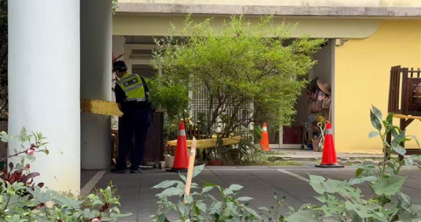 竹北某托嬰中心發生女嬰溺斃水池意外，王姓負責人15日對此事致歉，強調會配合檢警調查。（圖／翻攝畫面）