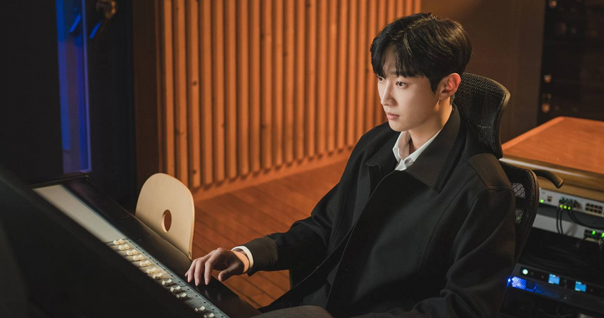 振永飾演娛樂公司的理事及天才製作人「丹尼爾」。（圖／中天提供）