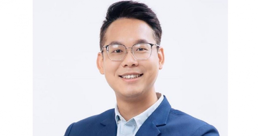 民眾黨中央委員林昭印發文談柯文哲案，表示對其處境感到不捨，並形容其為「善良的憨人」。（圖／林昭印臉書）