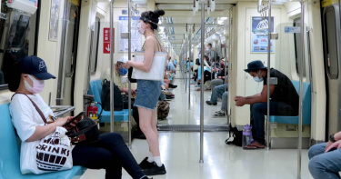 台北捷運表示，列車車頭的「神祕之門」，其實是緊急撤離逃生門。（圖／報系資料照）