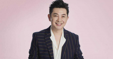 李明川凍齡有撇步 保濕噴霧、維他命B二法寶護美肌