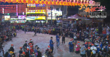大甲媽祖遶境「萬人齊跪」超震撼 2分鐘神速起駕!原因曝光