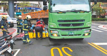 每年6000輛大車無證上路 6年釀700人死傷