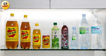 網友求不要倒1/喜宴必備飲料!蘋菓西打神秘女掌櫃 曝藏32年苦衷