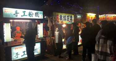 台中燈會攤販互搶生意打群架 傷者妻控訴警方是「塑膠」