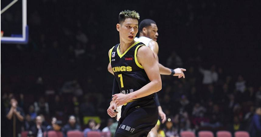 林書豪雖傷癒復出，卻無法幫助國王贏球。(圖／新北國王提供)