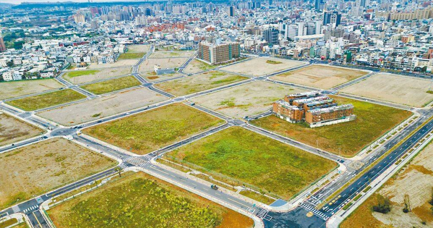 桃園市體育局研擬在中壢體育園區設置大巨蛋，預計2026年辦理招商，屆時將由BOT簽約廠商提出體育園區運動項目及設施，再由體育局審查規畫內容。（圖／桃園市工務局提供／中國時報賴佑維桃園傳真）