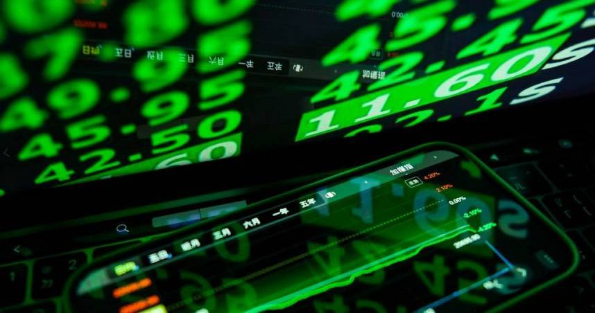 台北股市28日加權指數下挫逾50點，以24468.12點開出。（圖／報系資料照）