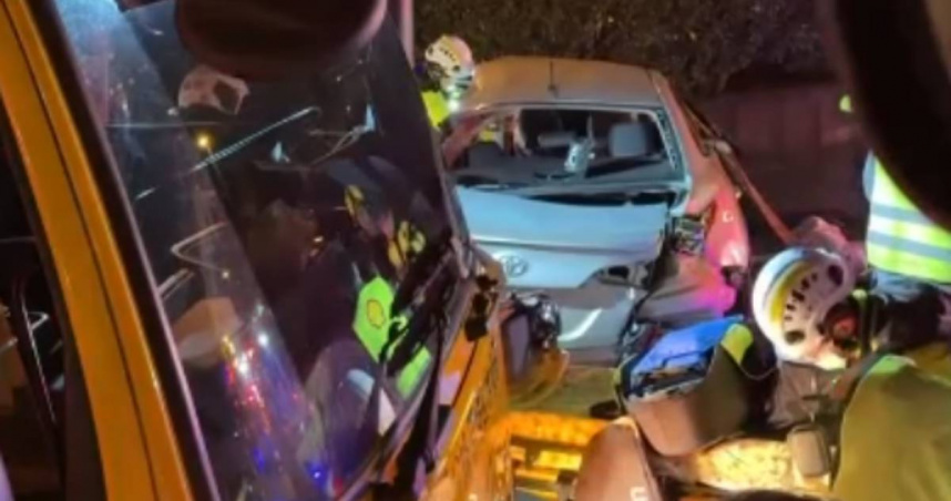 國三昨晚發生嚴重車禍。（圖／翻攝記者爆料網）